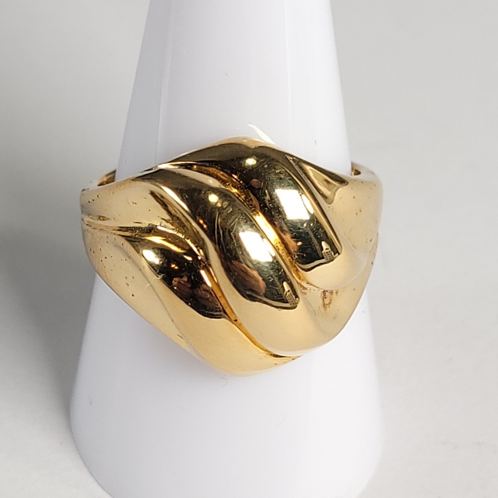 UTC Gold Vermeil Sterling Silver Ribbed Dome Statement Ring Size 10 5.39g - Picture 2 of 7